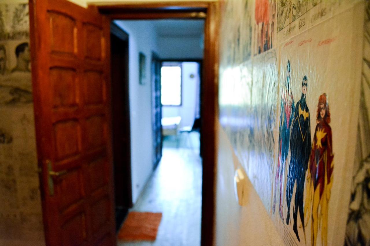 Grandpa's hidden crib, 6 bedroom, pet friendly Sinaia Buitenkant foto