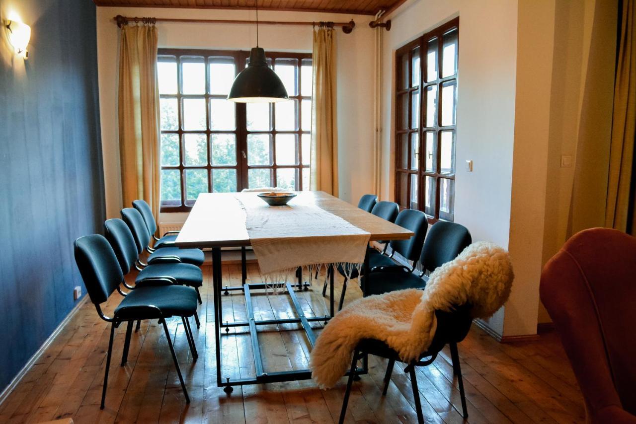 Grandpa's hidden crib, 6 bedroom, pet friendly Sinaia Buitenkant foto