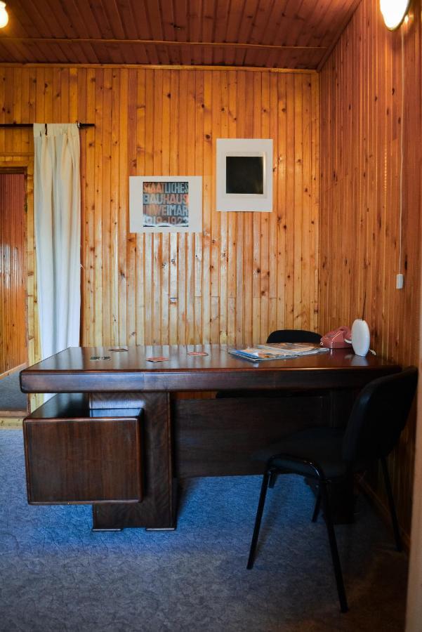 Grandpa's hidden crib, 6 bedroom, pet friendly Sinaia Buitenkant foto