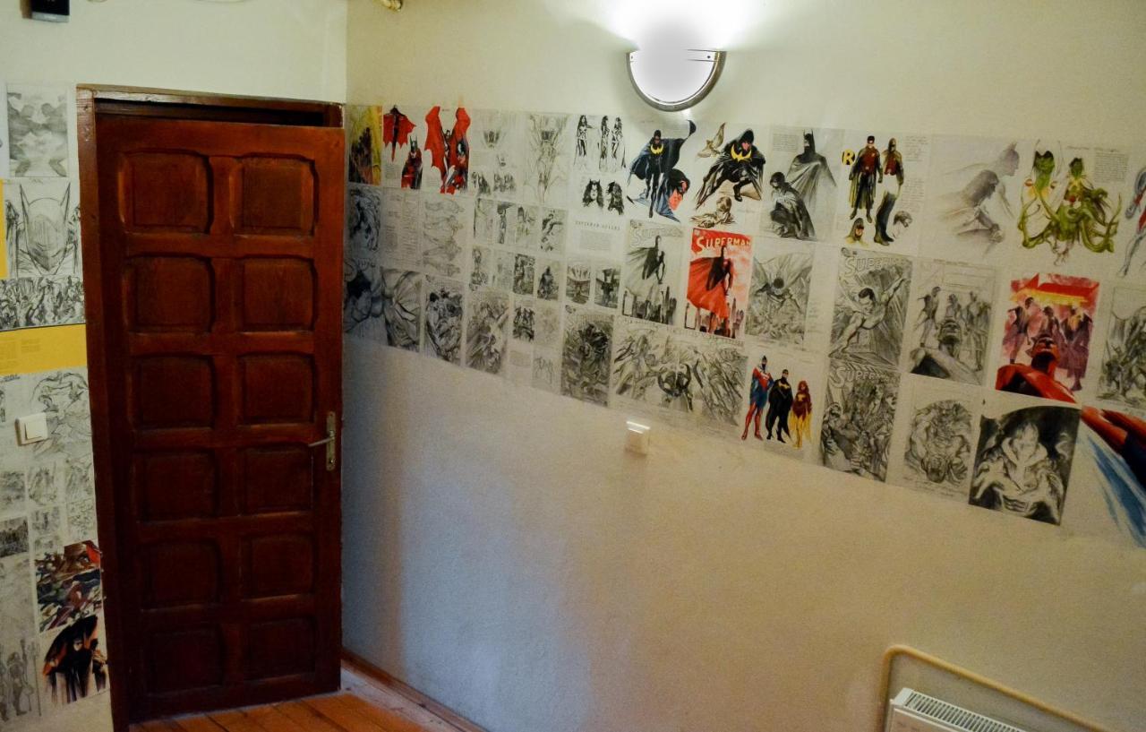 Grandpa's hidden crib, 6 bedroom, pet friendly Sinaia Buitenkant foto